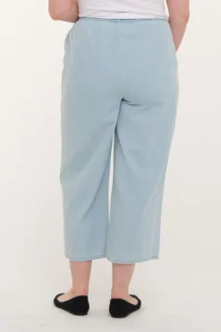 Zavanna Cissy capribukse Lys blå denim Outlet
